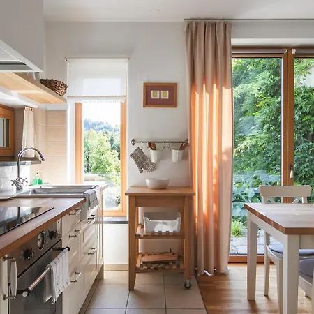 Villa Lill' Hill Estate & Wellness - Anna Idrija