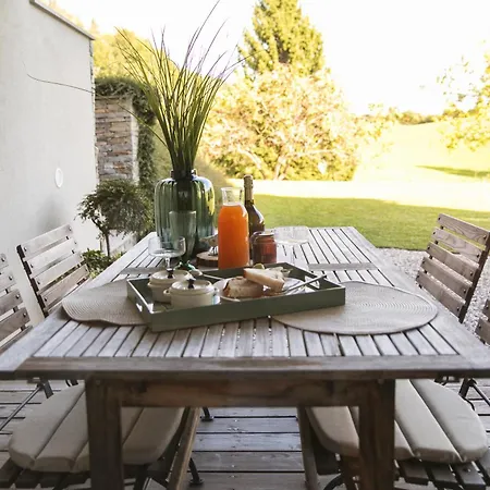 Villa Lill' Hill Estate & Wellness - Anna *